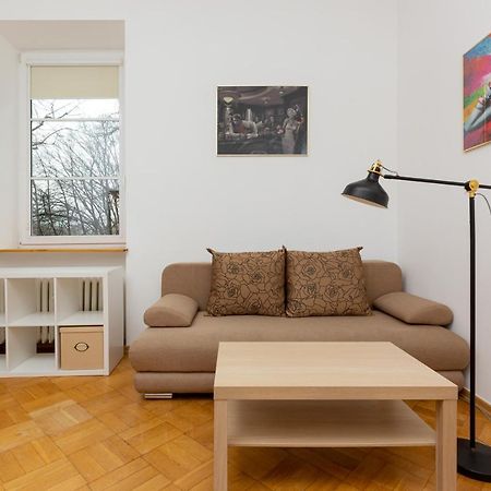 Downtown Studio Apartment By The Park By Noclegi Renters Varsovie Extérieur photo